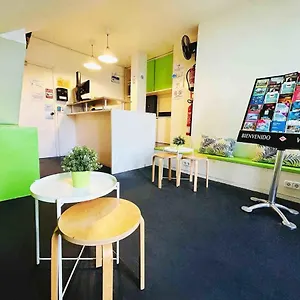 And Basic Universitat For Young Барселона